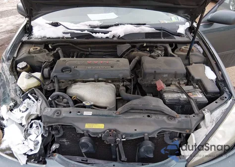 2005 Toyota Camry Le z USA, uszkodzony, nr VIN 4T1BE30KX5U045701